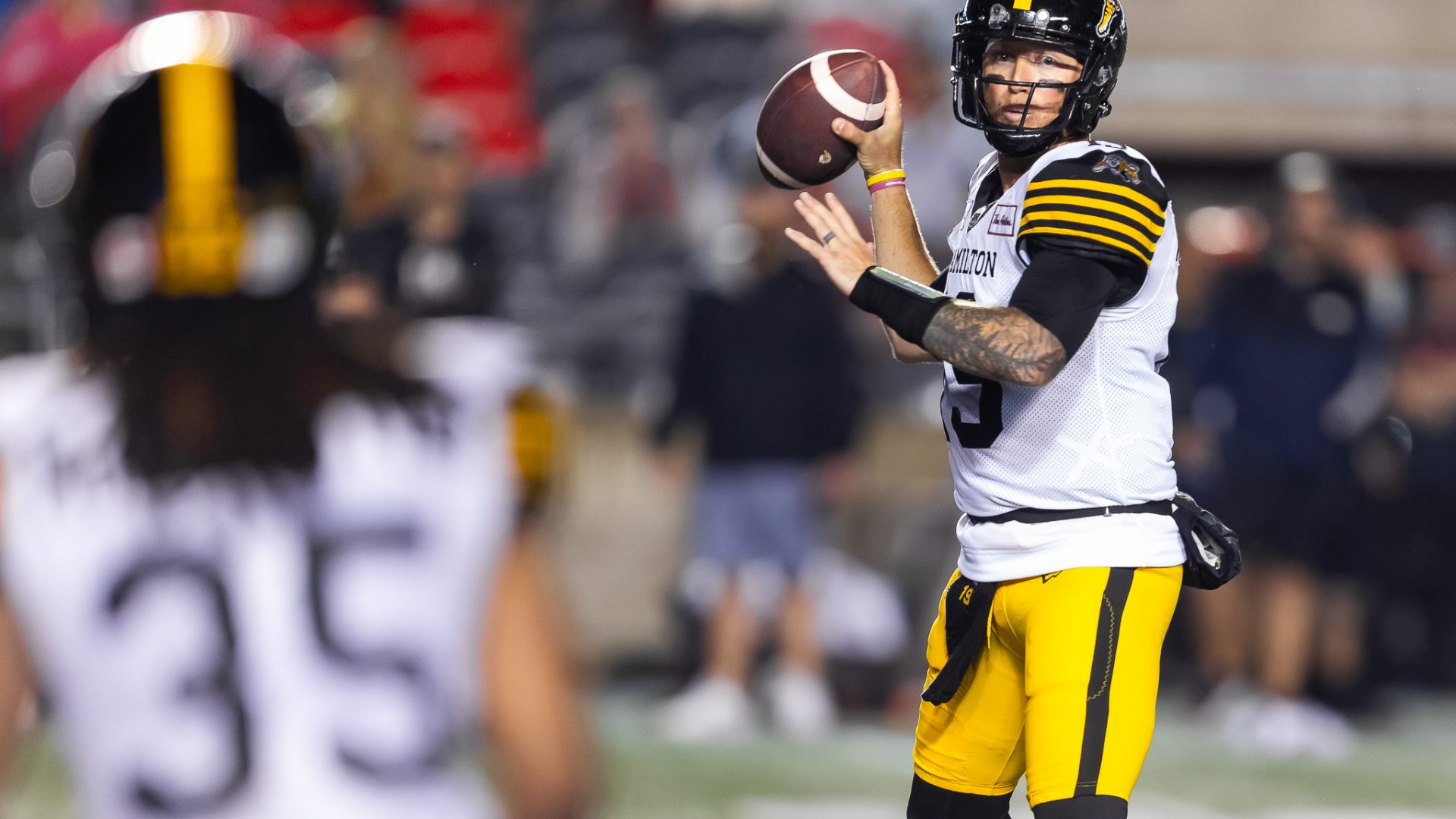 Alouettes cash in on turnovers to beat Redblacks 32-15, clinch playoff  berth 