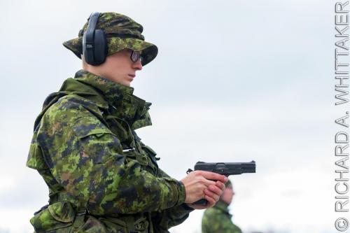 CANADIAN FORCES: NOV 25 EX OWL TALONS